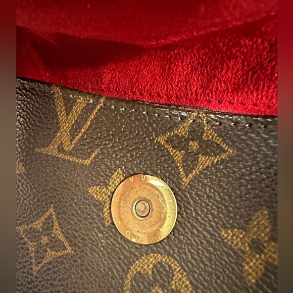 Authentic Vintage Louis Vuitton Viva Cite MM - Picture 6 of 10